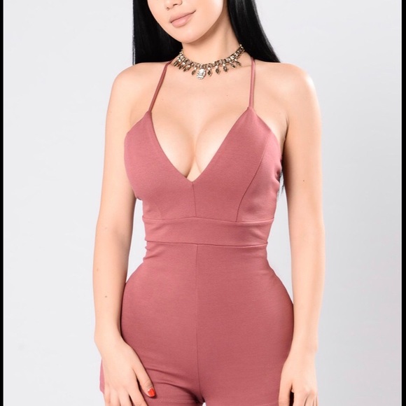 Fashion Nova romper - Picture 1 of 12